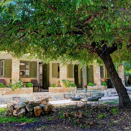 Martaki Residence Gouvia Marina Apartment *