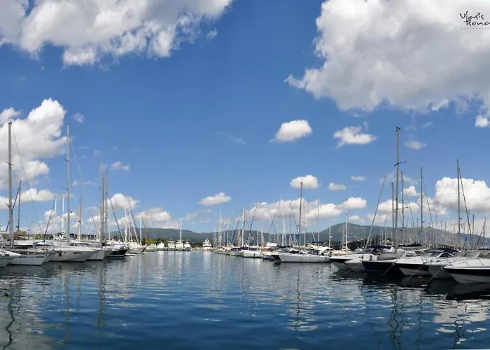 Διαμέρισμα Martaki Gouvia Marina