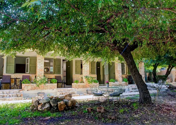 Martaki Gouvia Marina Διαμέρισμα *