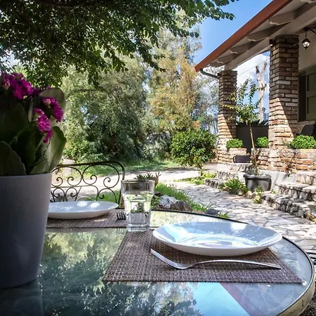 Seascape Elegant Gouvia Marina דירה