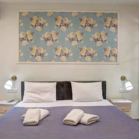 Seascape Elegant Gouvia Marina * קונטואקלי