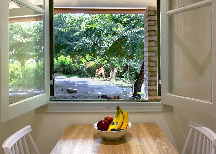 Martaki Gouvia Marina