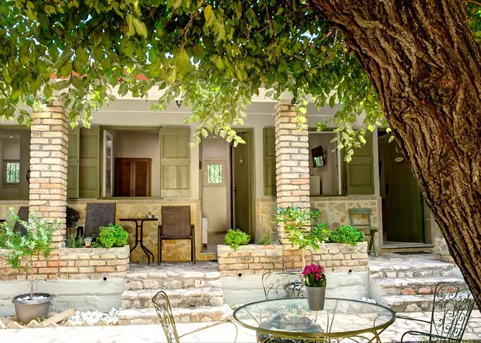 Martaki Gouvia Marina Kondókali