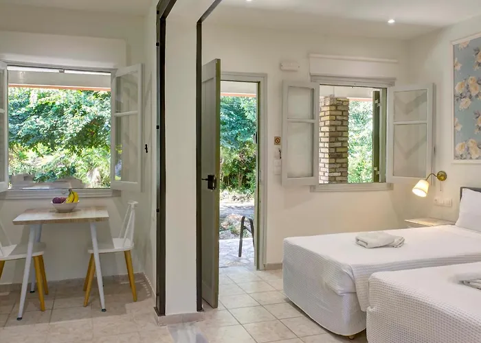 Martaki Gouvia Marina Apartman *