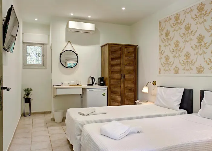 Martaki Gouvia Marina *